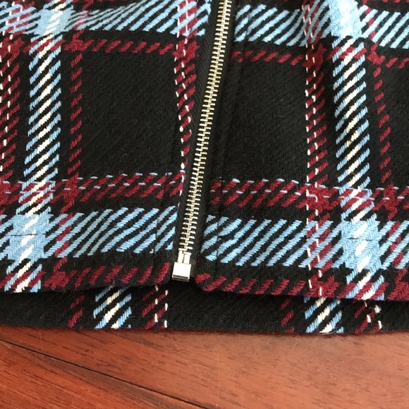 NWT Simplee Zip Skirt - Picture 3 of 8